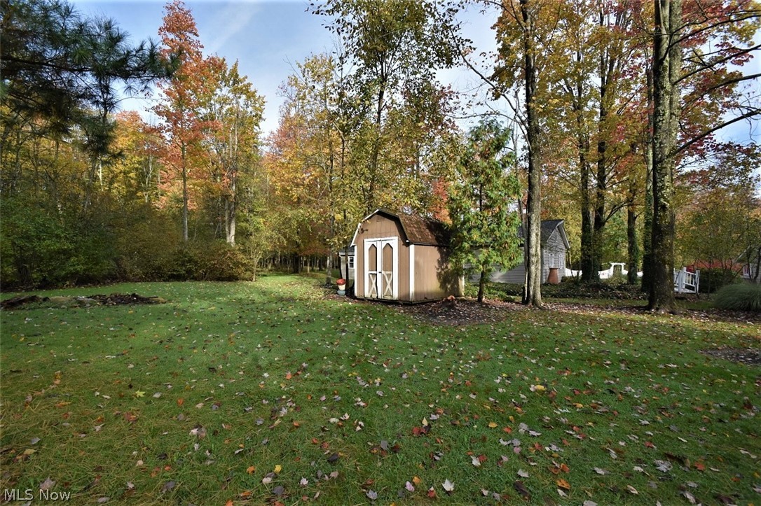 15380 Dale Road Chagrin Falls, OH 44022 - Photo 25 of 26
