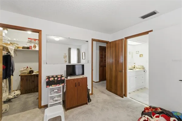 $260,000 | 9704 Wedgewood Lane, Leesburg, FL 34788