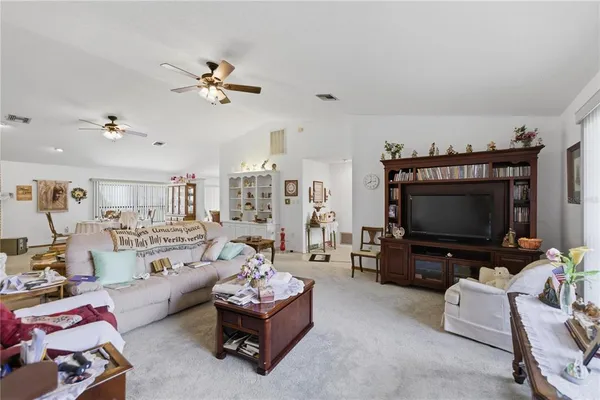 $260,000 | 9704 Wedgewood Lane, Leesburg, FL 34788