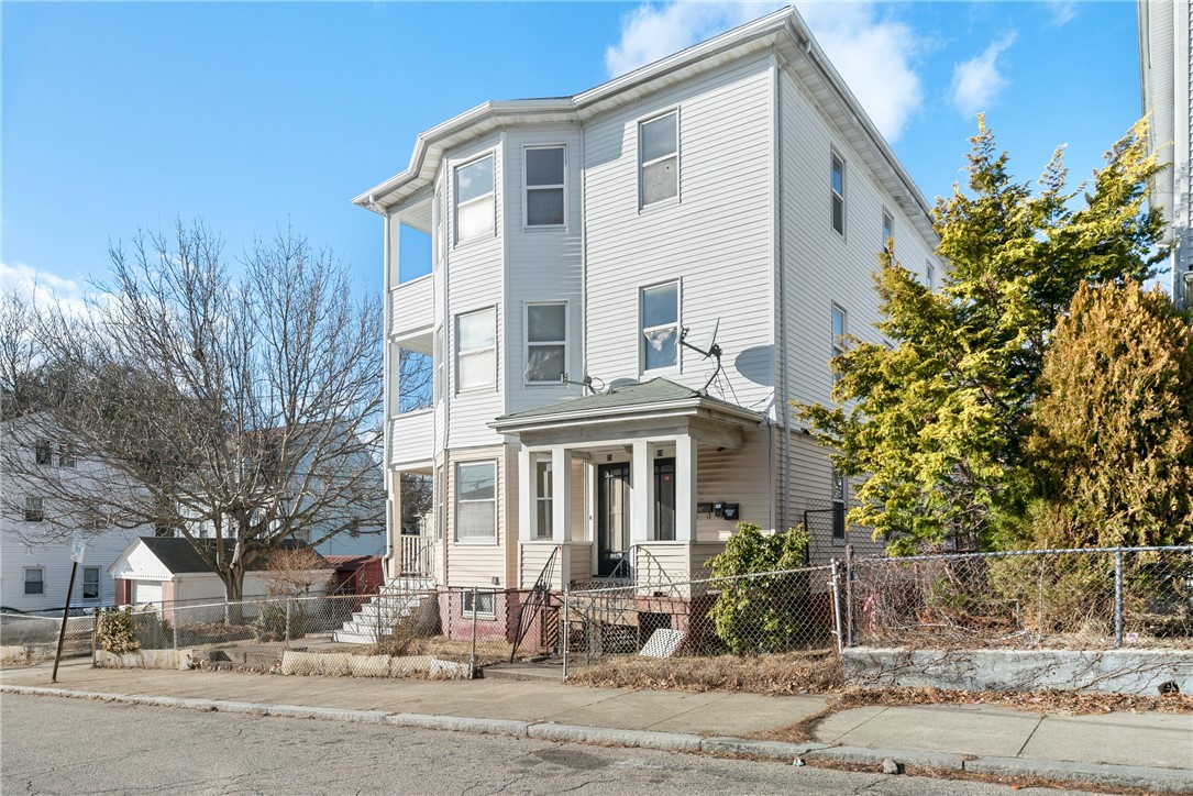 19 Vale Street, Unit 1 Providence, RI 02908 - Photo 17 of 19