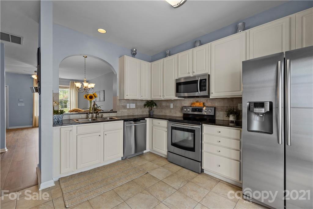 229 Dawn Mist Lane, Unit 43 Fort Mill, SC 29708 - Photo 11 of 39 Gallery Image 11