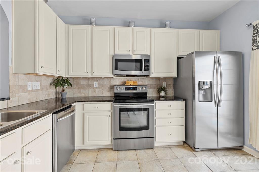 229 Dawn Mist Lane, Unit 43 Fort Mill, SC 29708 - Photo 14 of 39 Gallery Image 14