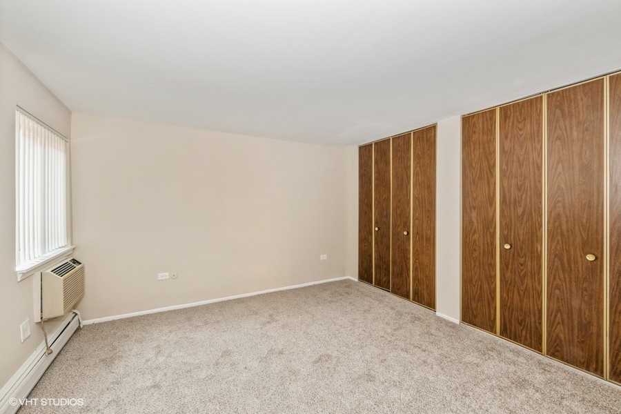 2021 South Wolf Road, Unit 2210 Hillside, IL 60162 - Photo 7 of 15