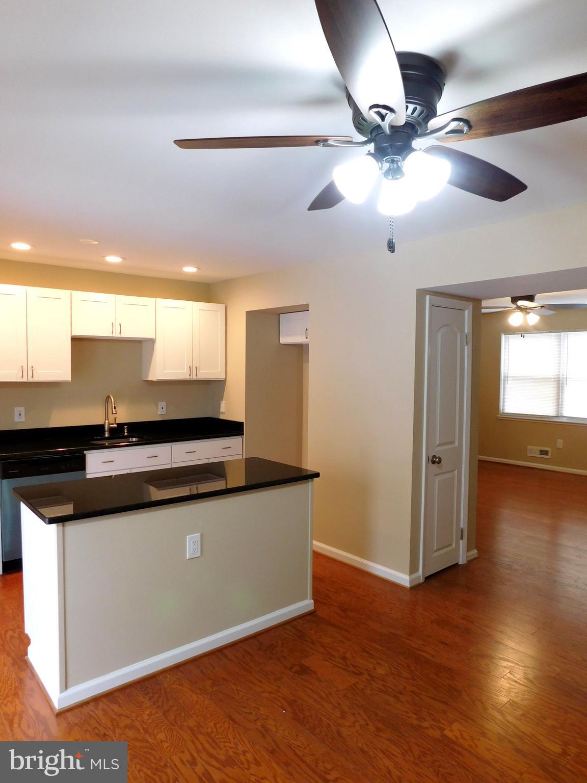 620 Charraway Road Baltimore, MD 21229 - Photo 9 of 32 Spacious Dining Area