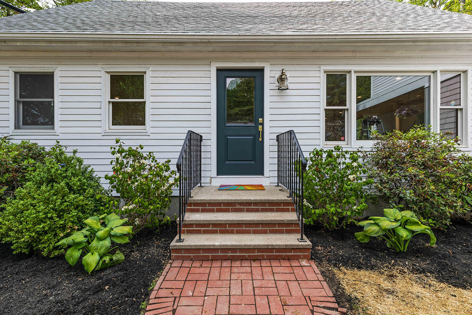 3 Cheverus Road Cape Elizabeth, ME 04107 - Photo 35 of 49 Front door detail