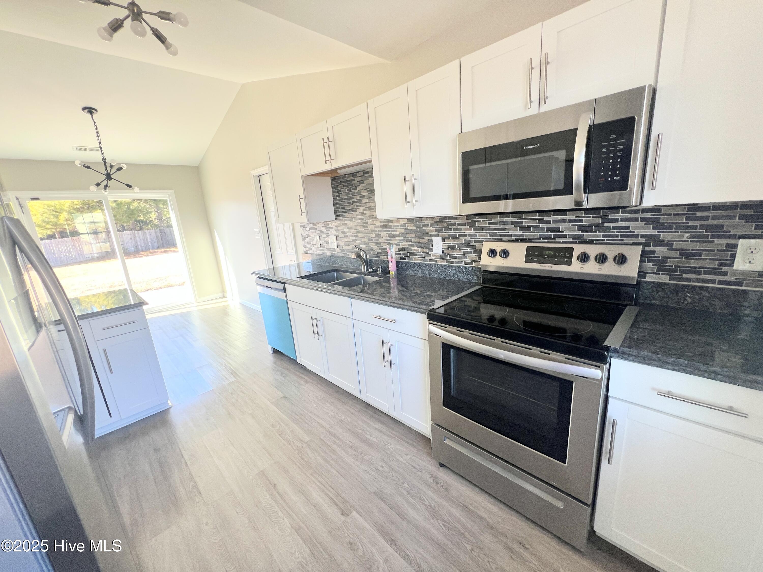 229 Loren Road Hubert, NC 28539 - Photo 7 of 20 229 Loren