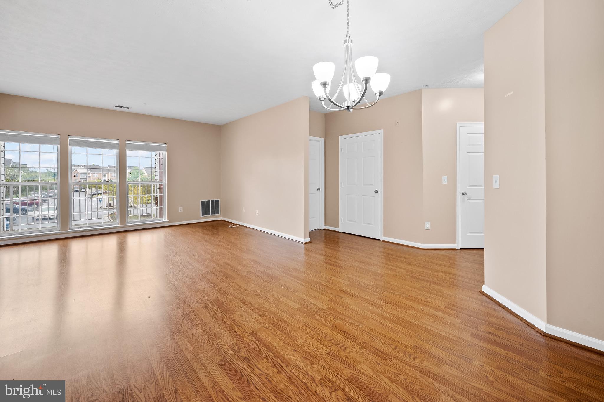 5258 Glenthorne Court, Unit 5258 Rosedale, MD 21237 - Photo 5 of 33