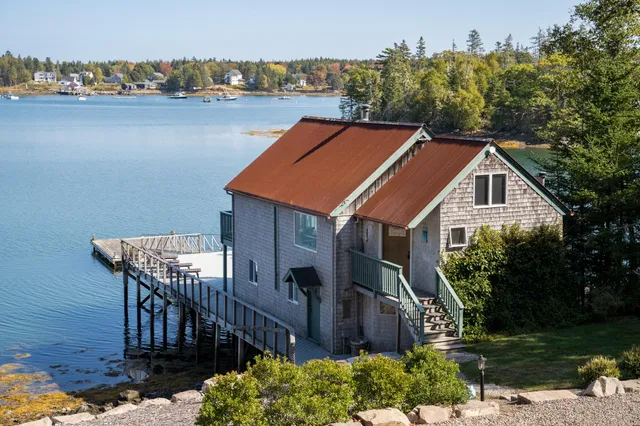 $2,495,000 | 17 Bayberry Lane, Tremont, ME 04612