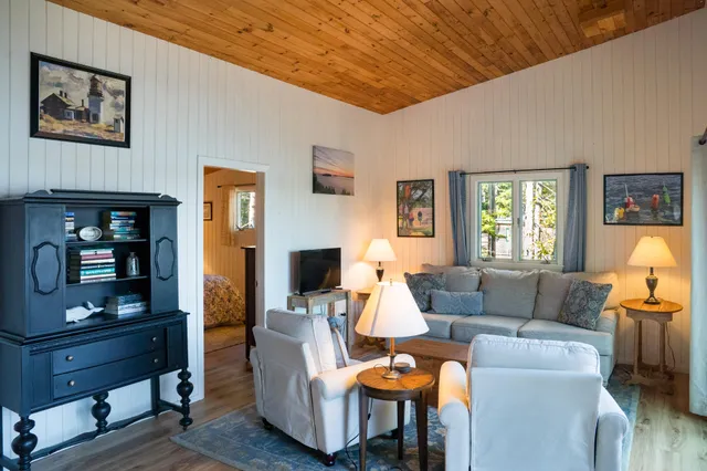 $2,495,000 | 17 Bayberry Lane, Tremont, ME 04612