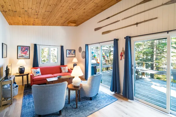 $2,495,000 | 17 Bayberry Lane, Tremont, ME 04612