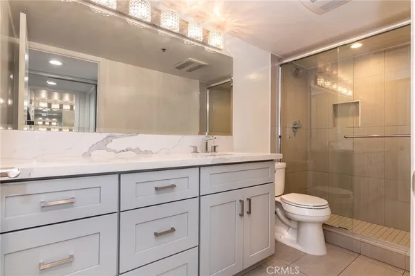 $6,500 | 345 Pioneer Drive, Unit 502, Glendale, CA 91203