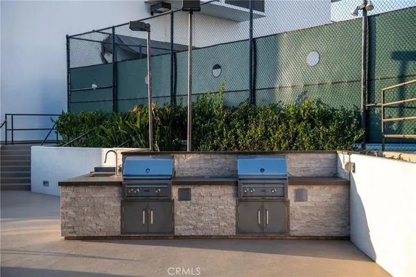 $6,500 | 345 Pioneer Drive, Unit 502, Glendale, CA 91203