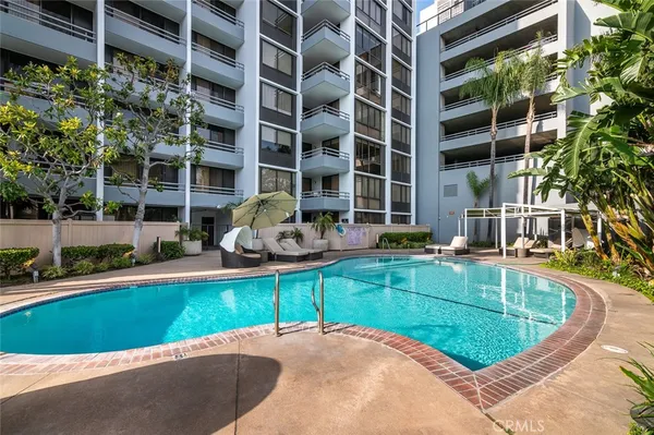 $6,500 | 345 Pioneer Drive, Unit 502, Glendale, CA 91203