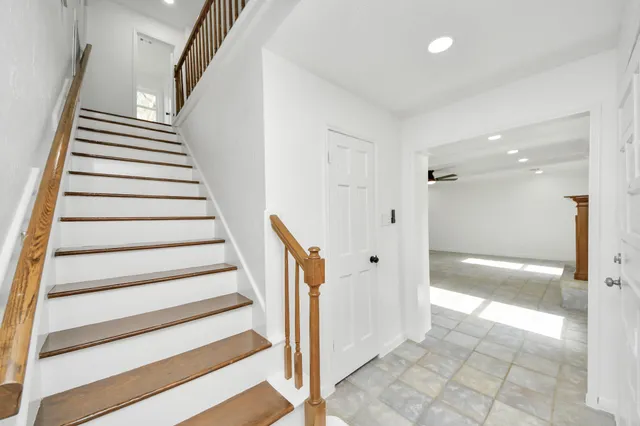 $2,400 | 616 South Rivershire Drive, Conroe, TX 77304