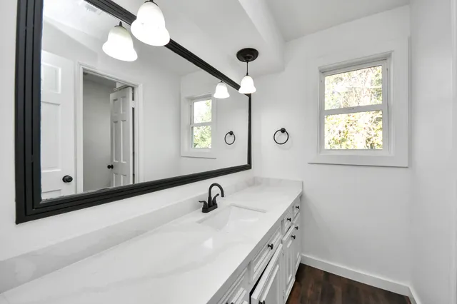 $2,400 | 616 South Rivershire Drive, Conroe, TX 77304