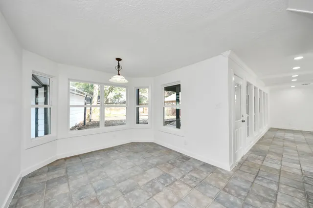 a view of entryway and hall