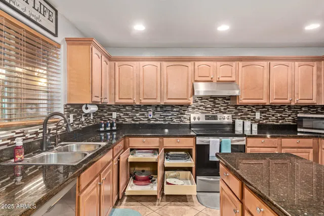 a view of entryway and hall