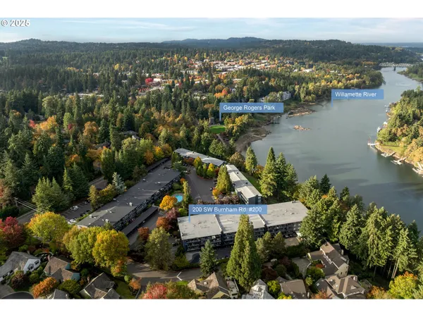 $315,000 | 200 Southwest Burnham Road, Unit 200, Lake Oswego, OR 97034