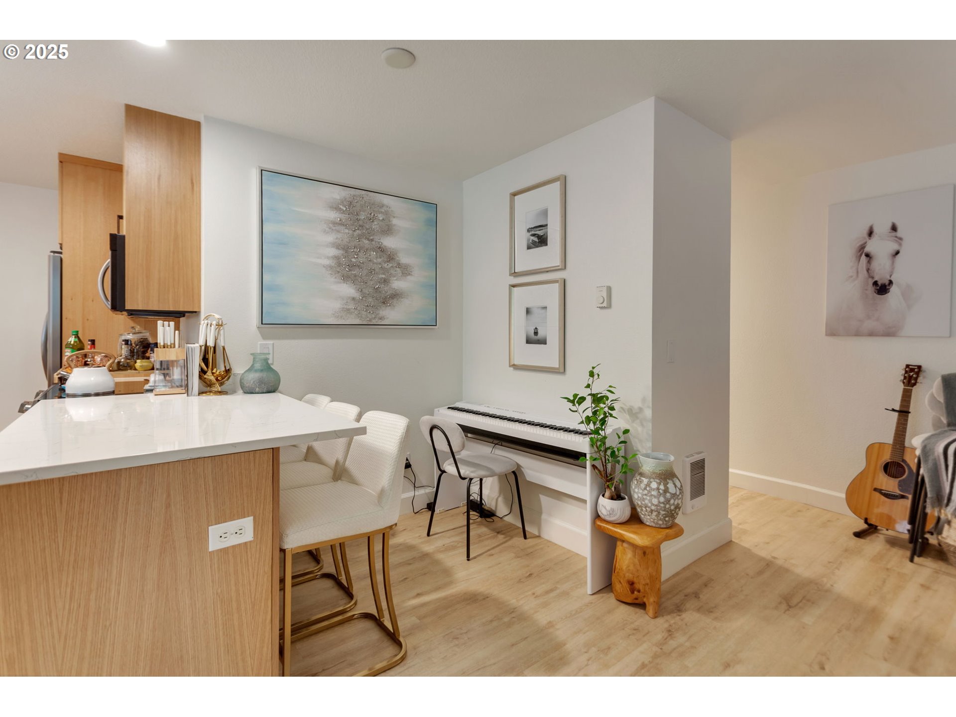 200 Southwest Burnham Road, Unit 200 Lake Oswego, OR 97034 - Photo 19 of 46