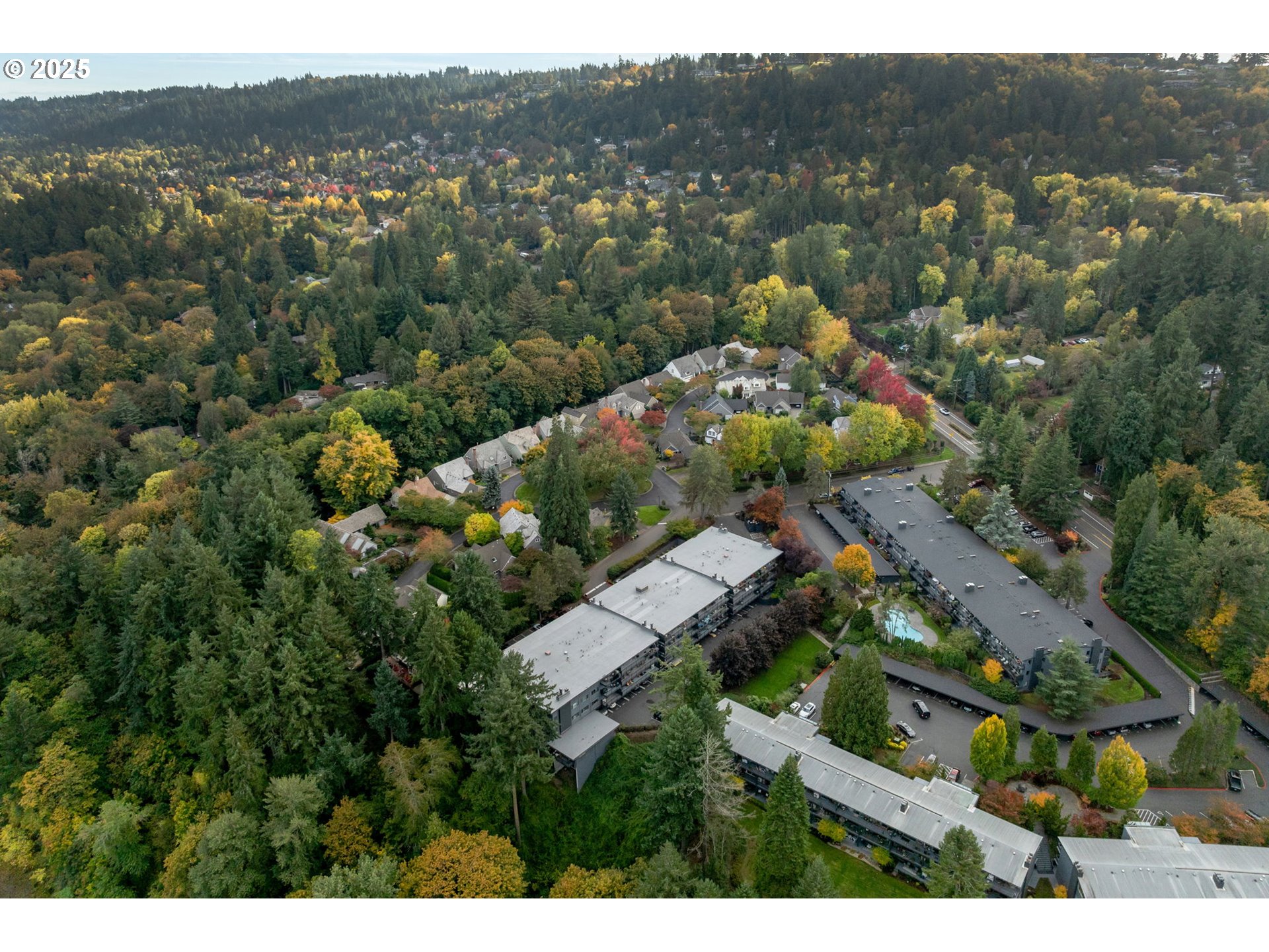 200 Southwest Burnham Road, Unit 200 Lake Oswego, OR 97034 - Photo 33 of 46