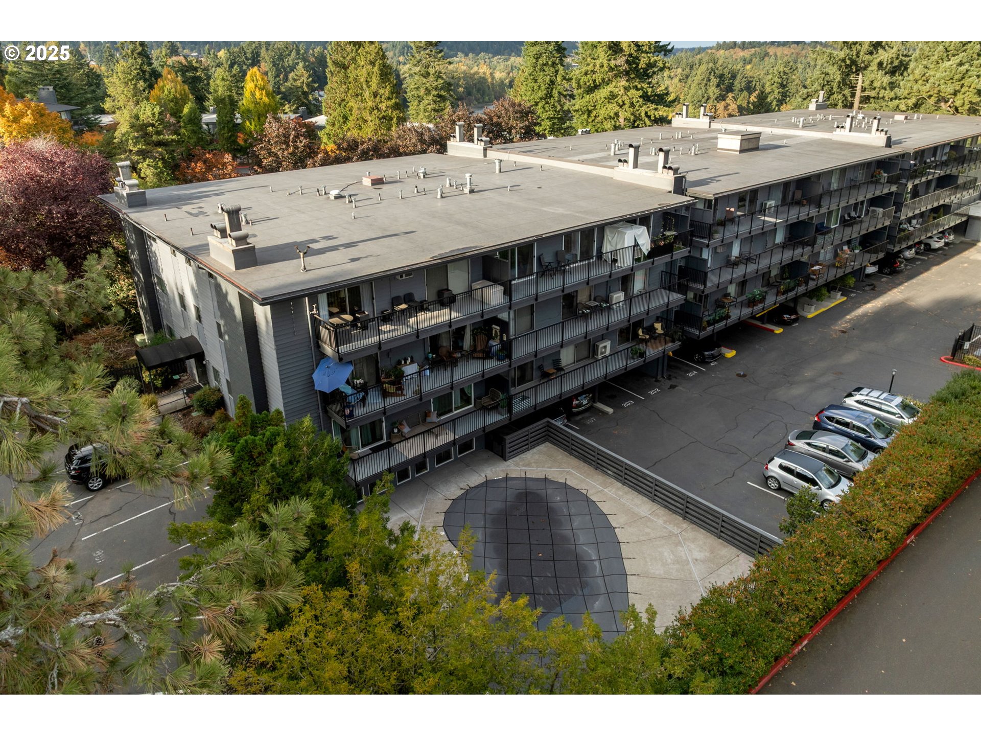 200 Southwest Burnham Road, Unit 200 Lake Oswego, OR 97034 - Photo 42 of 46