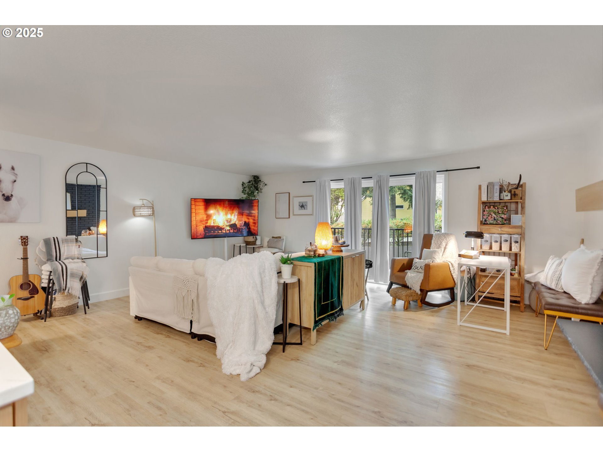 200 Southwest Burnham Road, Unit 200 Lake Oswego, OR 97034 - Photo 10 of 46