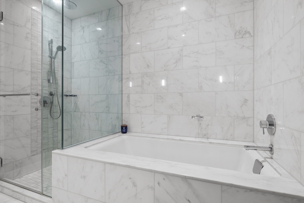 1 Franklin Street, Unit 3708 Boston, MA 02110 - Photo 18 of 34