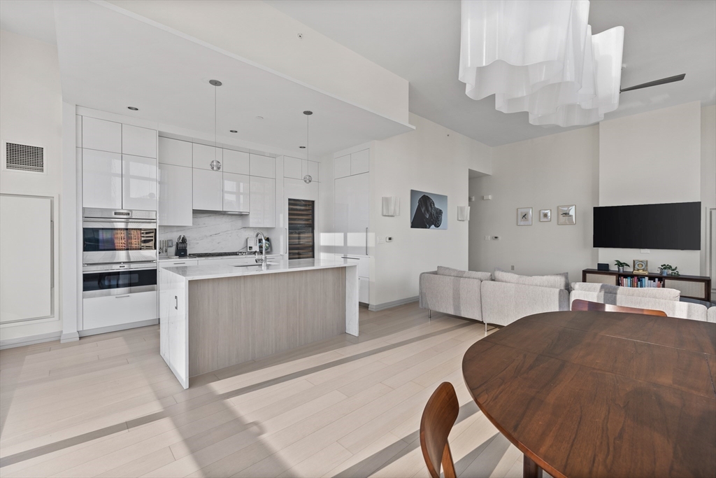 1 Franklin Street, Unit 3708 Boston, MA 02110 - Photo 7 of 34