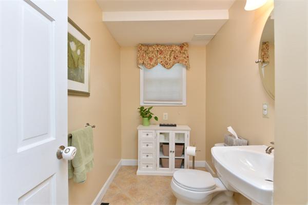 21 Sumner Road Weymouth, MA 02189 - Photo 15 of 26 Gallery Image 15