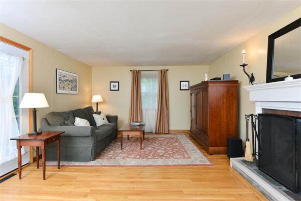 21 Sumner Road Weymouth, MA 02189 - Photo 9 of 26 Gallery Image 9
