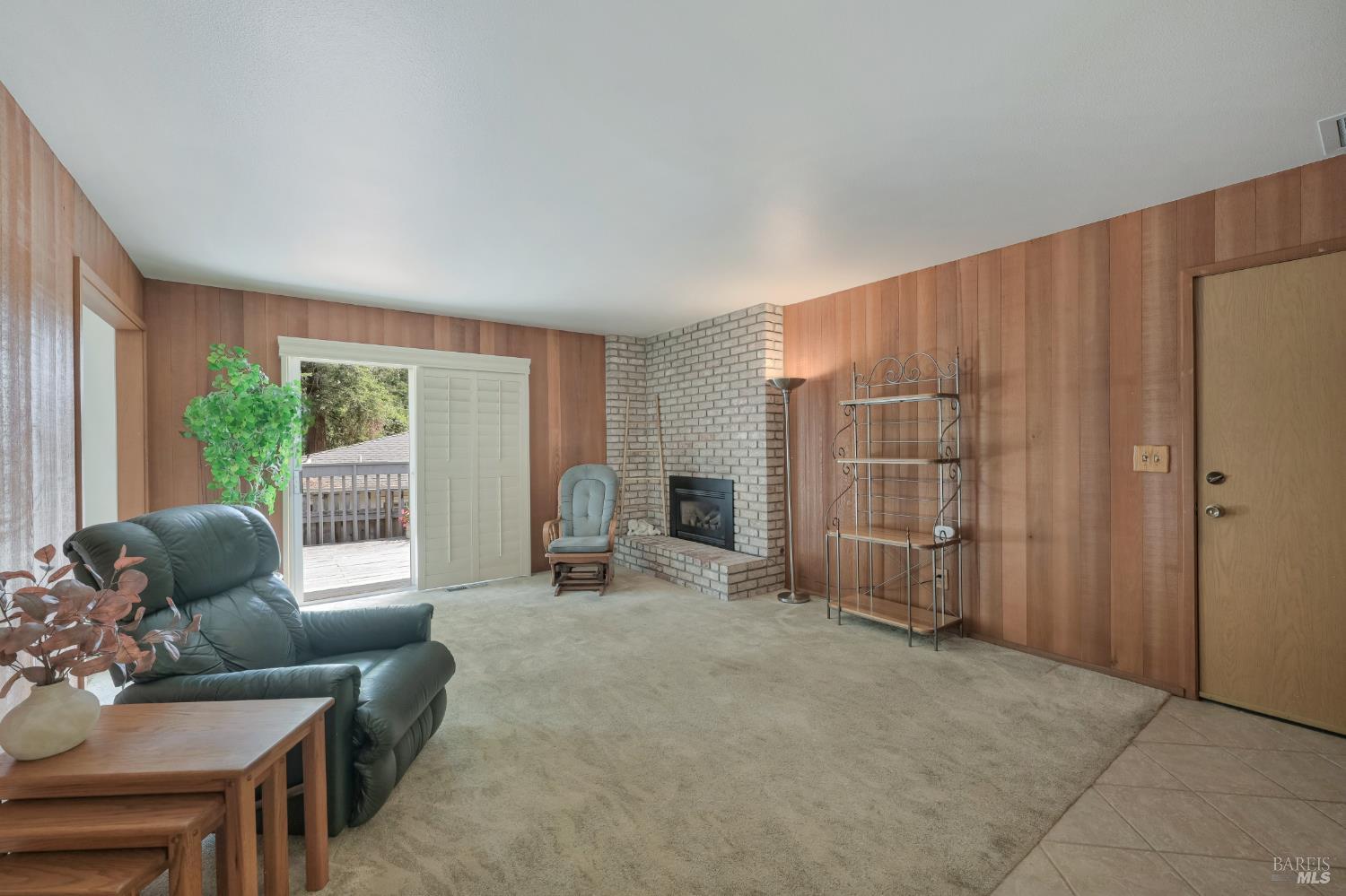 2040 Parrish Drive Santa Rosa, CA 95404 - Photo 10 of 27