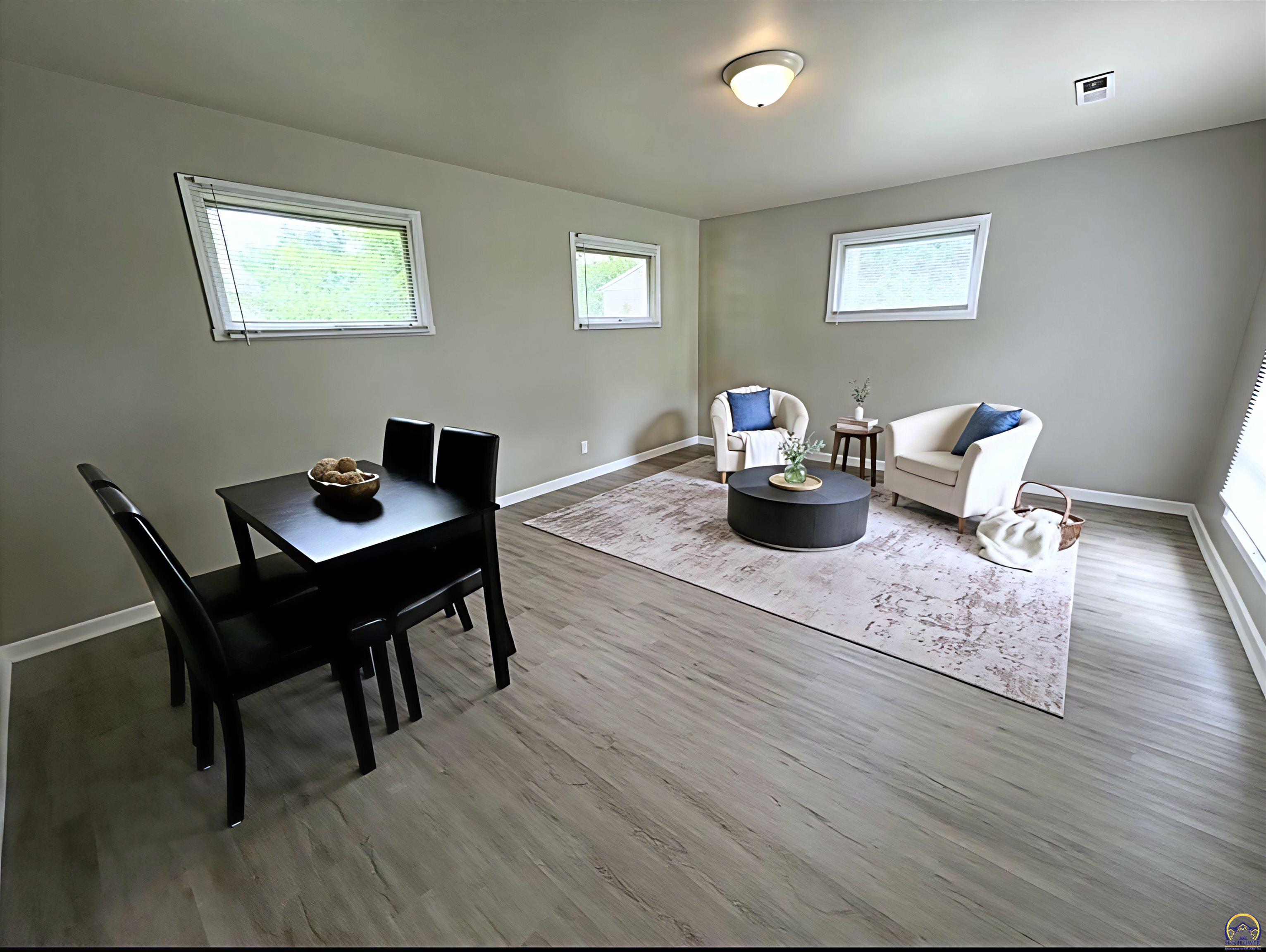 3912 Southwest 26th Street Topeka, KS 66614 - Photo 9 of 19