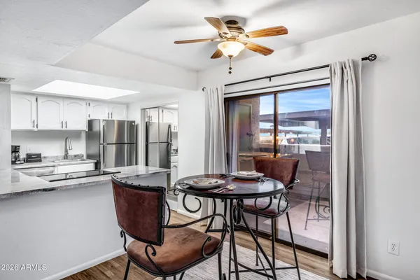 $250,000 | 2320 North 52nd Street, Unit 115, Phoenix, AZ 85008