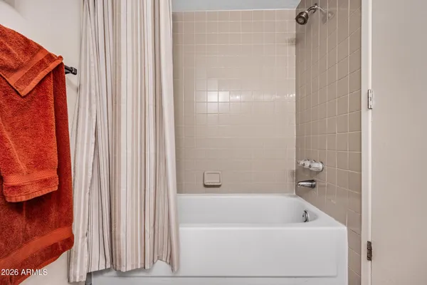 $239,000 | 2320 North 52nd Street, Unit 115, Phoenix, AZ 85008