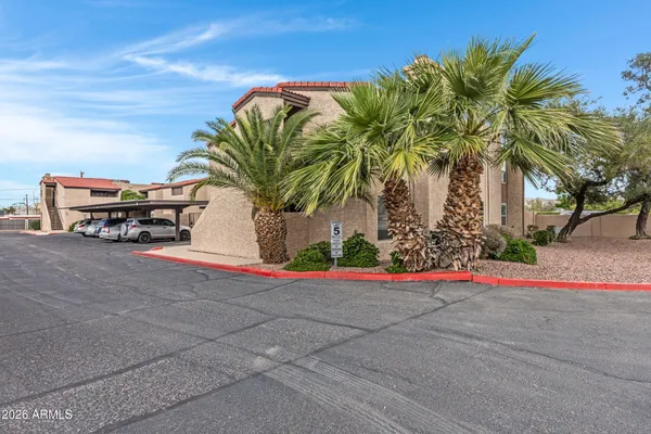 $250,000 | 2320 North 52nd Street, Unit 115, Phoenix, AZ 85008