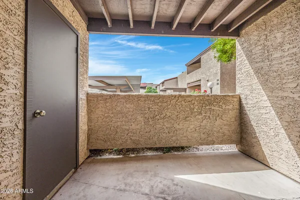 $250,000 | 2320 North 52nd Street, Unit 115, Phoenix, AZ 85008