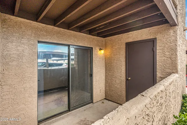 $250,000 | 2320 North 52nd Street, Unit 115, Phoenix, AZ 85008
