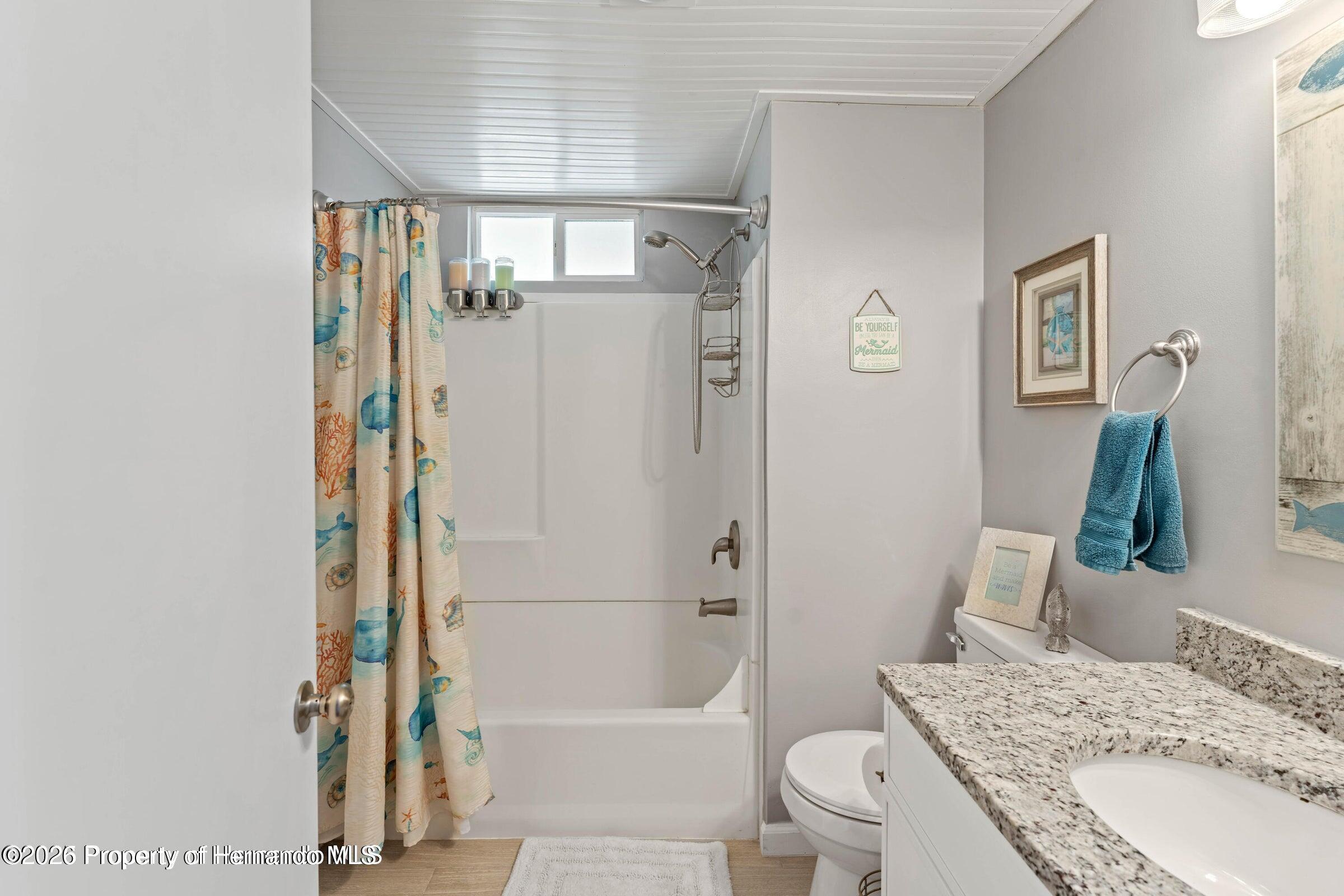 6051 Colony Circle Weeki Wachee, FL 34607 - Photo 29 of 47 20250723151626032970000000-o