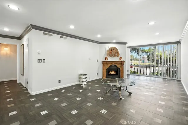 $495,000 | 12720 Burbank Boulevard, Unit 121, Valley Village, CA 91607
