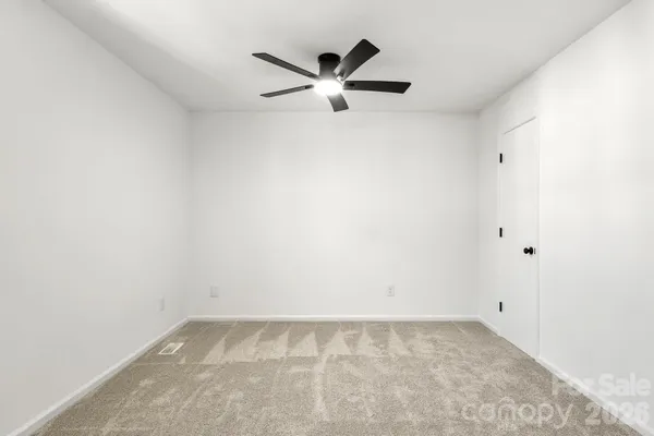 $249,900 | 8517 Castle Pine Court, Charlotte, NC 28226