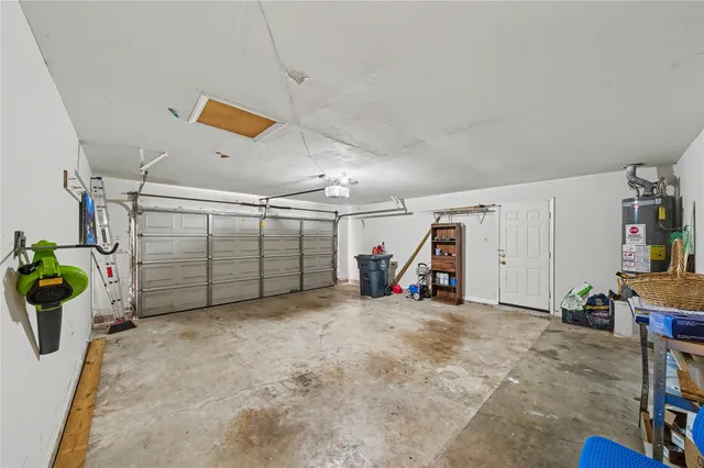 $2,300 | 3206 Sturbridge Lane, Sugar Land, TX 77479