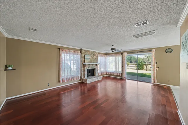 $2,300 | 3206 Sturbridge Lane, Sugar Land, TX 77479