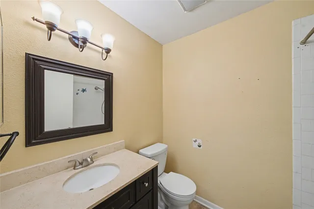 $2,300 | 3206 Sturbridge Lane, Sugar Land, TX 77479