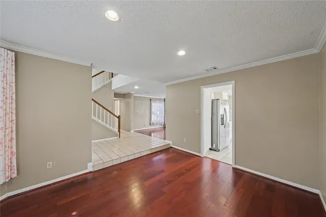 $2,300 | 3206 Sturbridge Lane, Sugar Land, TX 77479