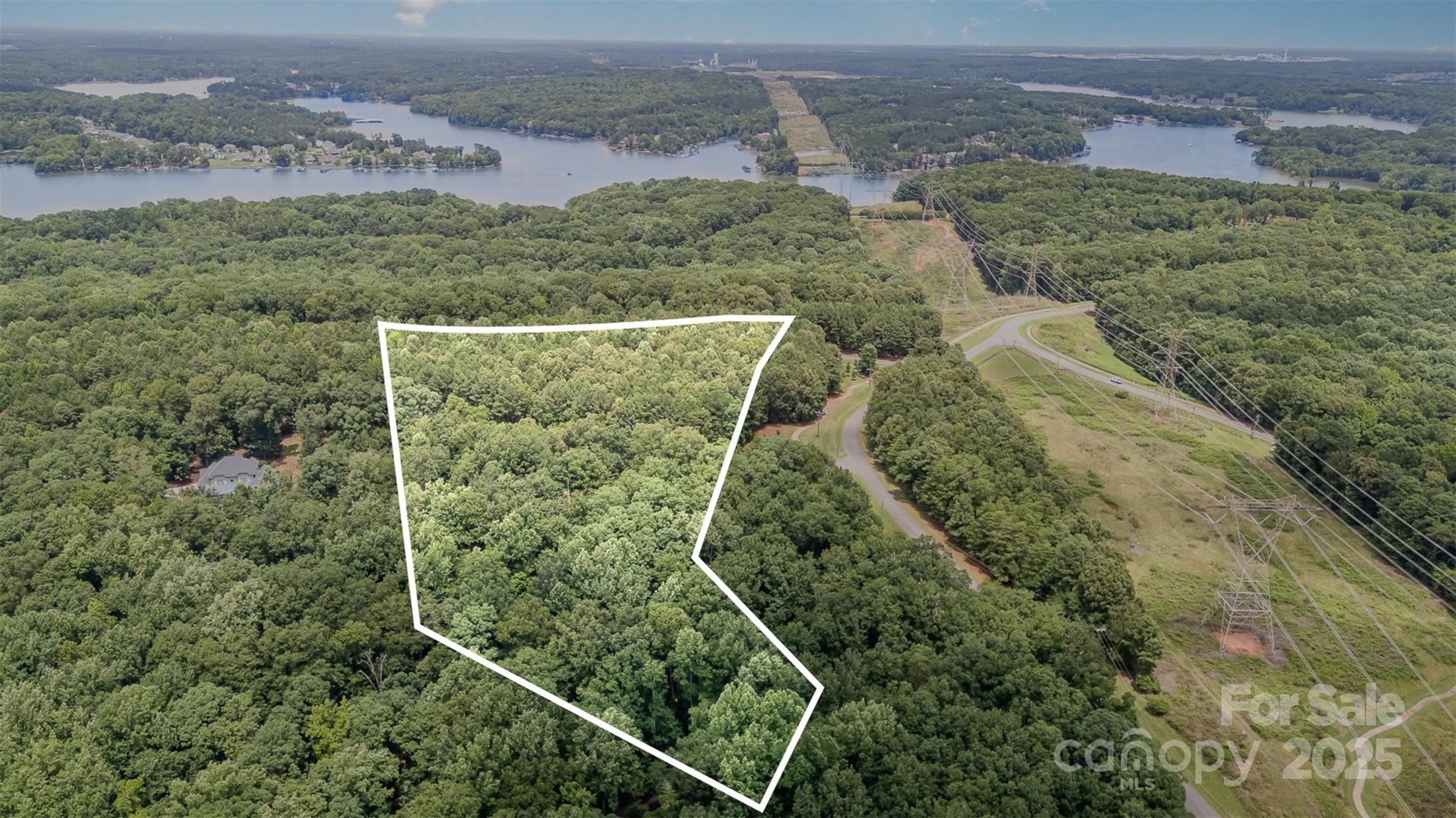 14229 Roe Buck Meadow Lane Charlotte, NC 28278 - Photo 17 of 27