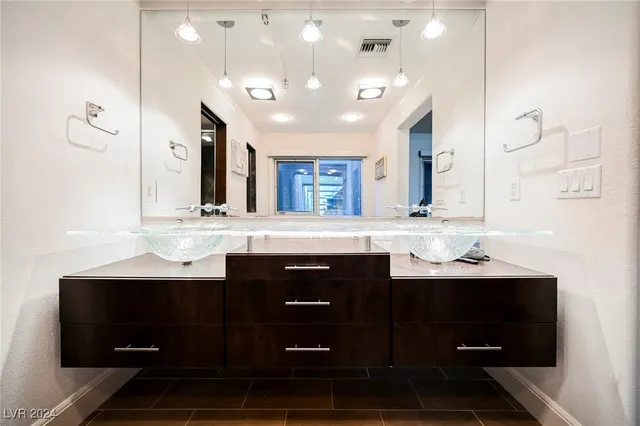 $899,000 | 11441 Allerton Park Drive, Unit 214, Las Vegas, NV 89135