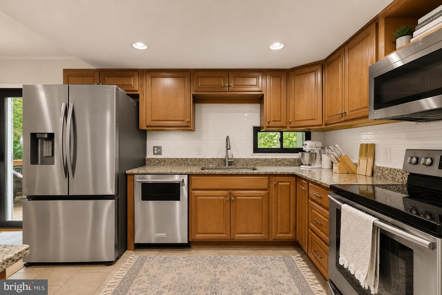 11170 Forest Edge Drive Reston, VA 20190 - Photo 11 of 40