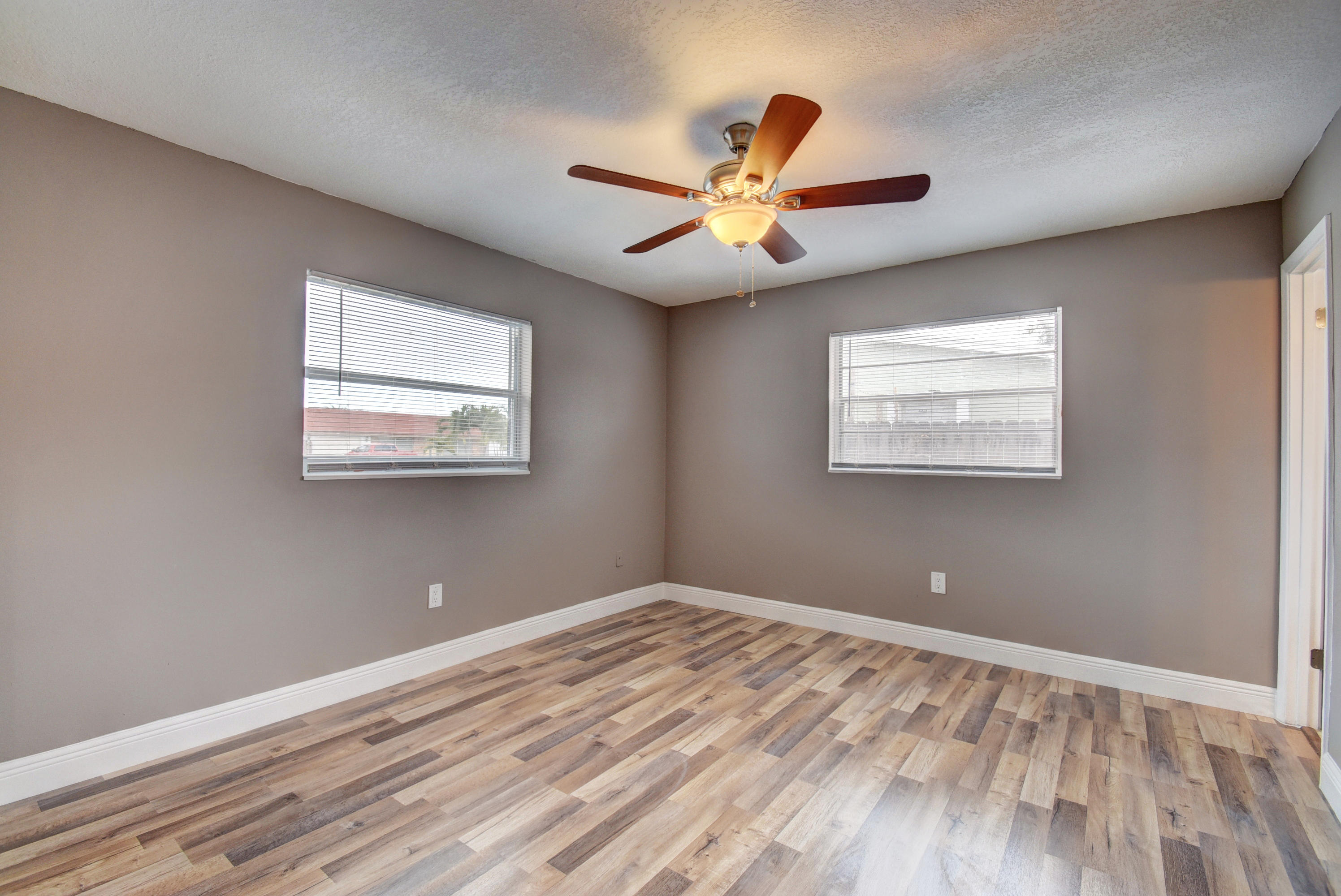 2825 Donald Road Lake Worth, FL 33461 - Photo 14 of 22 Virtuals1 (14)