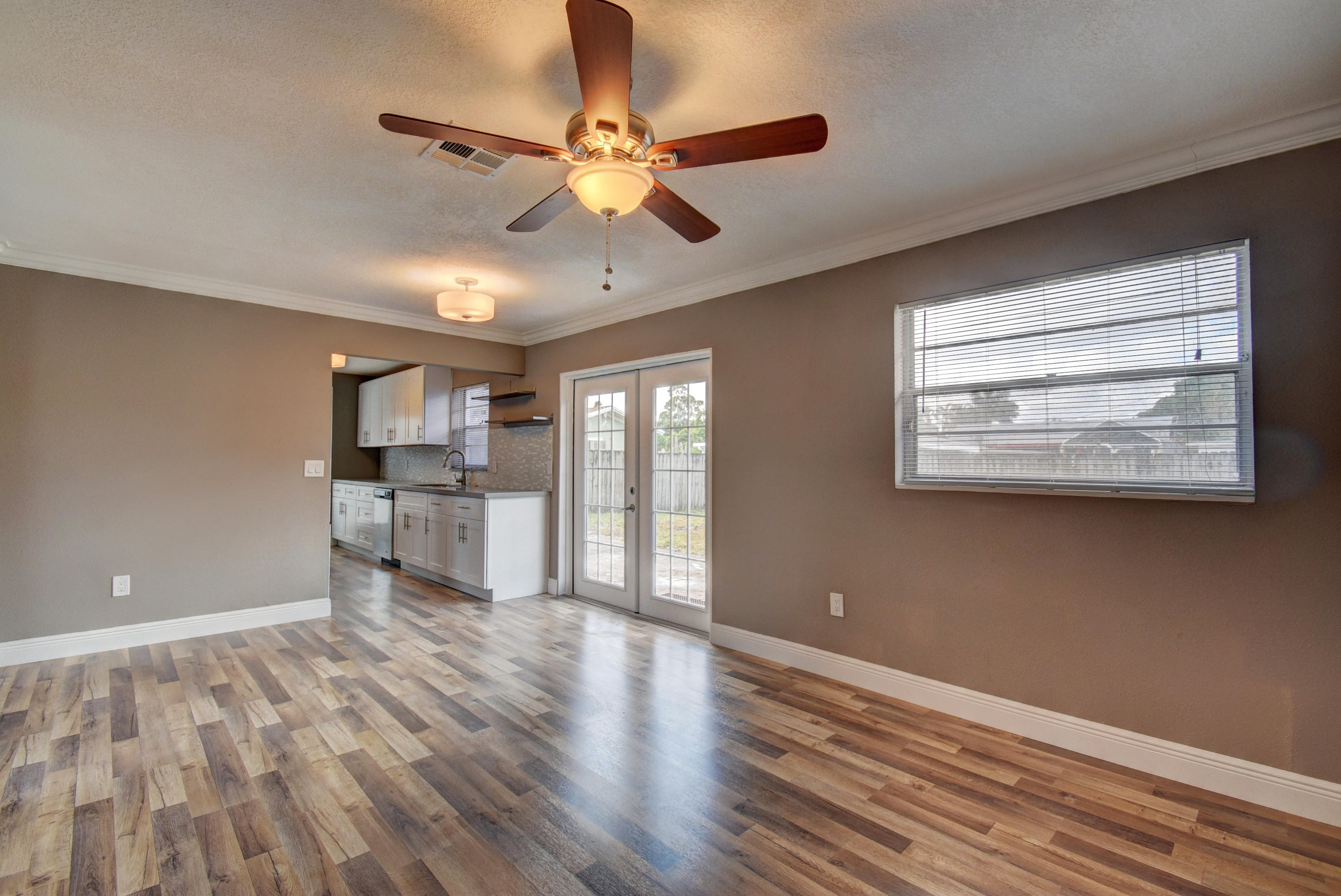 2825 Donald Road Lake Worth, FL 33461 - Photo 8 of 22 Virtuals1 (8)