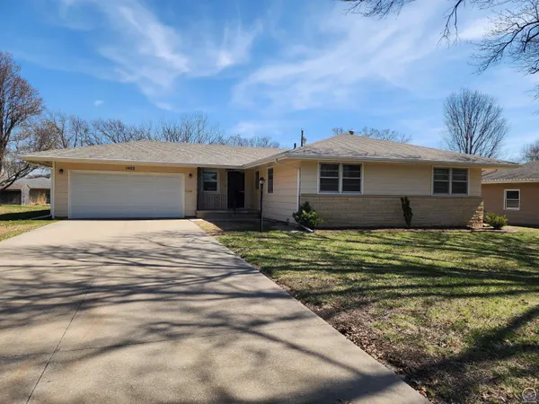 $249,000 | 1402 Luther Street, Emporia, KS 66801